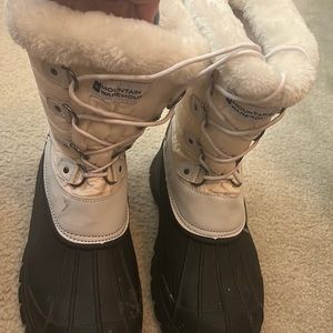 Mountain Warehouse Snow Boots Like New Size 9